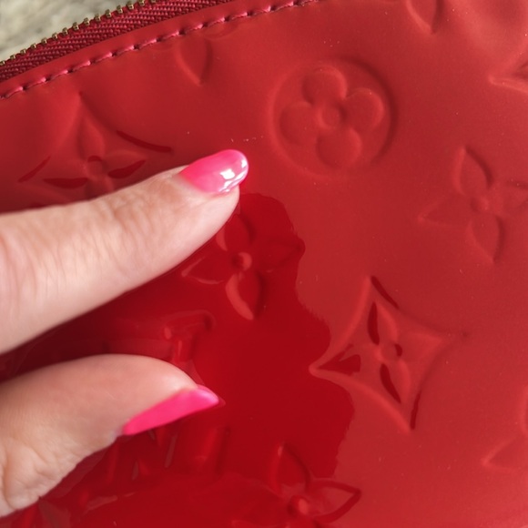 Authentic Louis Vuitton Monogram Vernis Pouchette Cosmetic Pouch - Picture 10 of 11